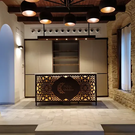 Patios Del Orfebre Guest house
