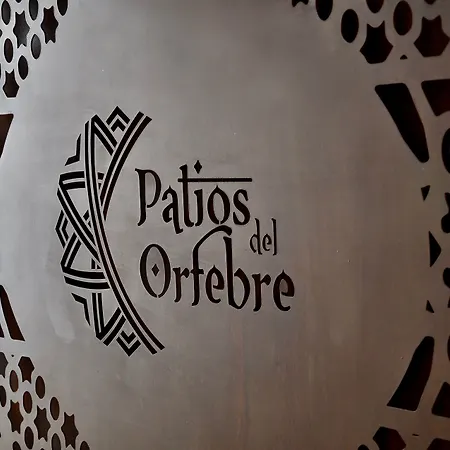 Patios Del Orfebre Guest house
