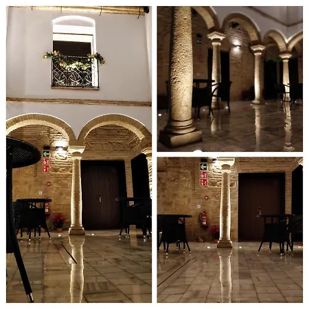 Patios Del Orfebre * Córdova